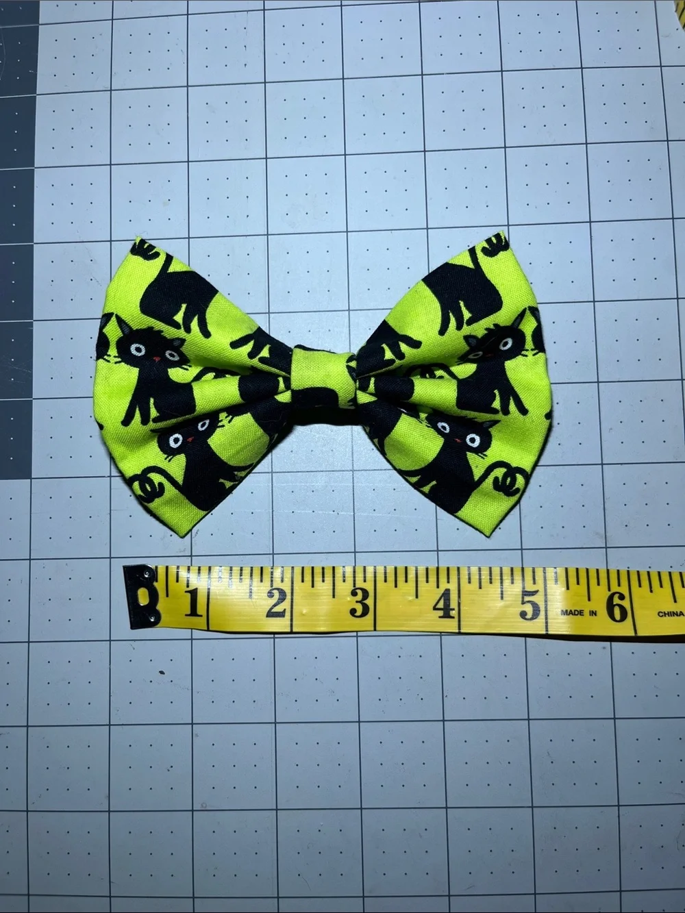 Neon Green Cat Pattern Hair Bow Clip for Kids